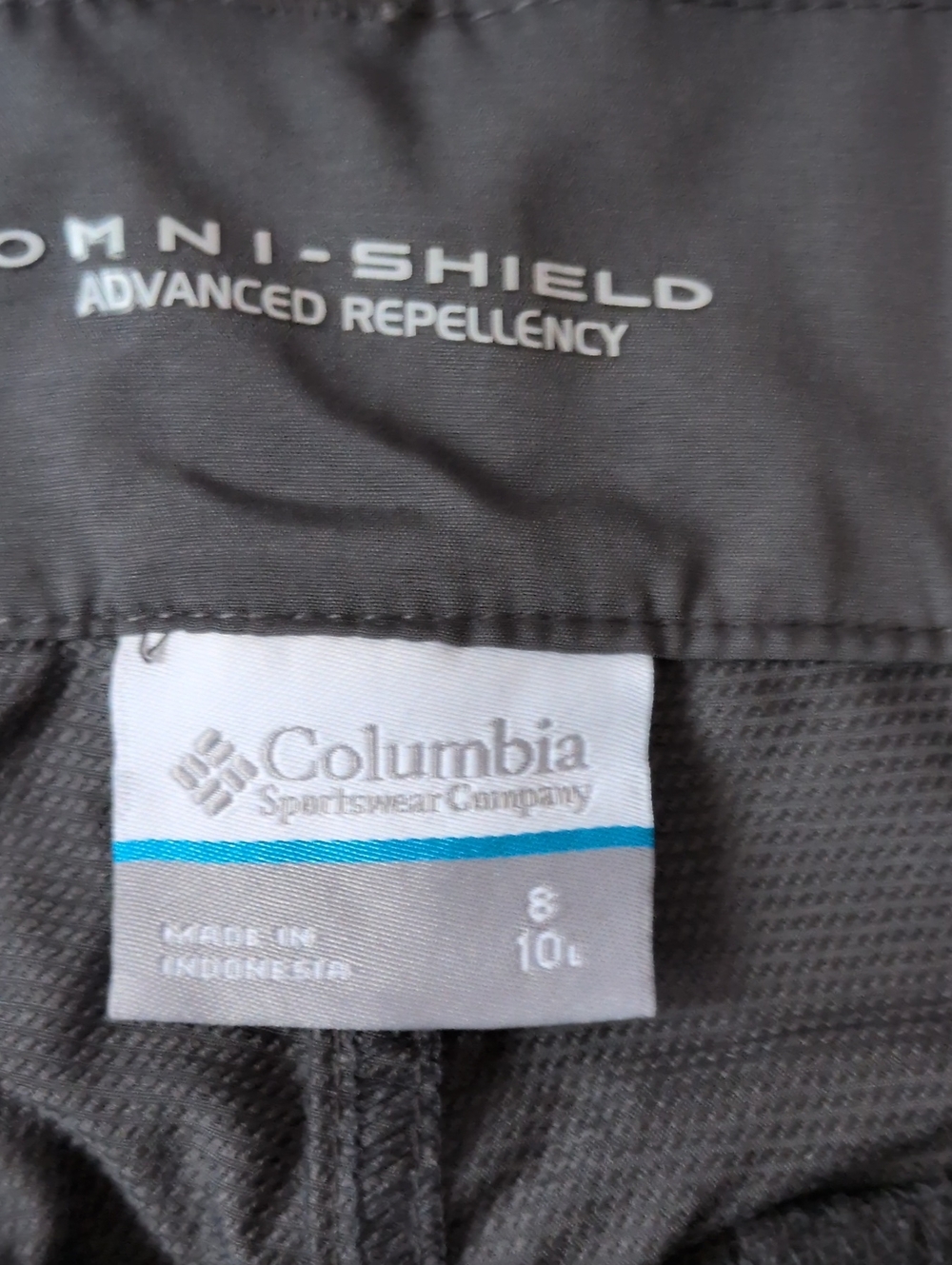 Columbia Omni Shield Womens Gray Court Shorts Size 8 NWT - Picture 3 of 5